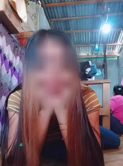 Andrea, 28