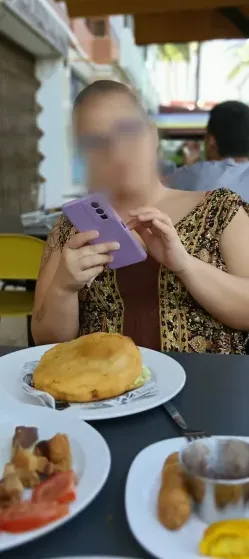Esra, 39