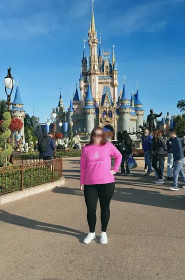 Fiona, 37