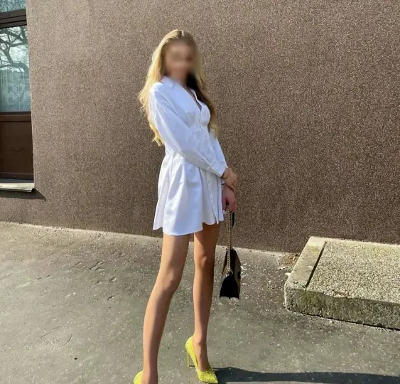 Gizem, 28
