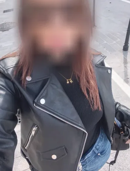 Greta, 36
