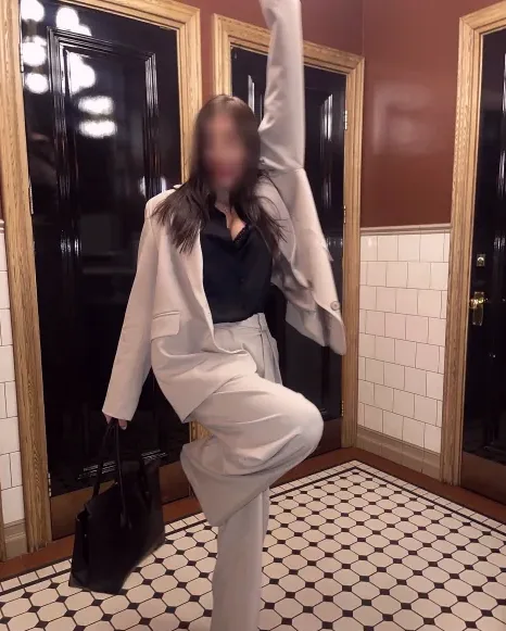 Janina, 29
