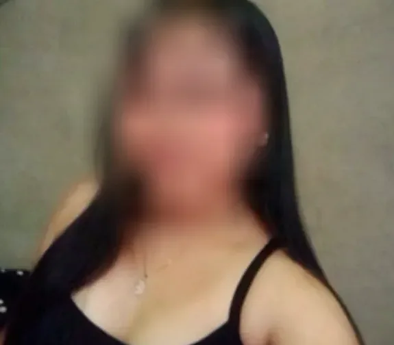 Jessica, 19