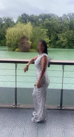 Kathleen, 40