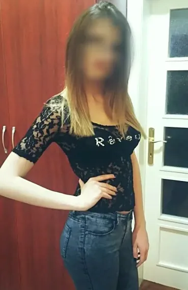 Marion, 32