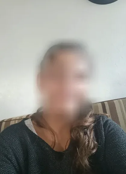 Sarah, 25