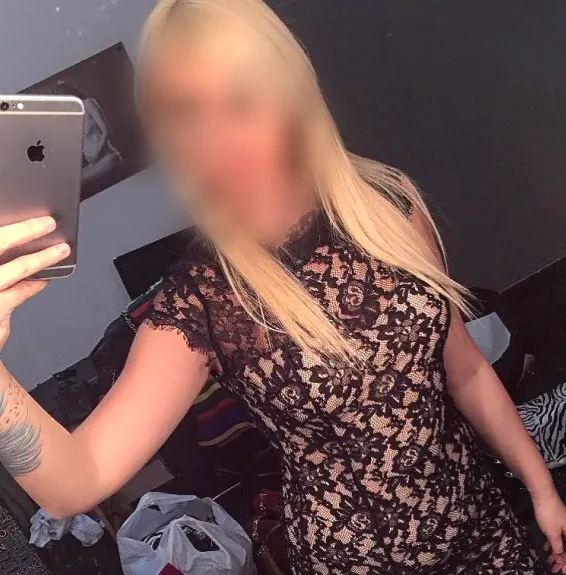 Sophia, 31