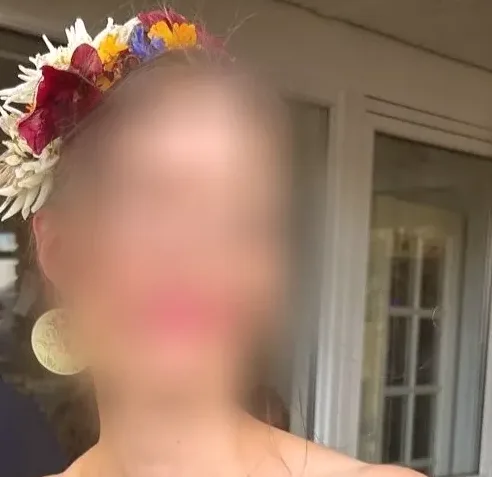 Stefanie, 40